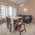 Azure Pretty Location Near Sea Garden דירה *