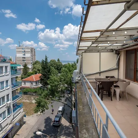 Appartement Azure Pretty Location Near Sea Garden Burgas